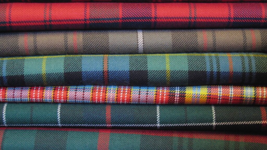 Why You'll Love Plaid Area Rugs: The Best Benefits
